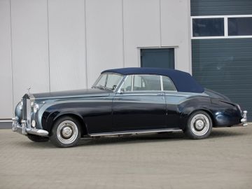 Rolls-Royce Silver Cloud II Drophead Coupé by Mulliner Park Ward, 1961