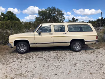Chevrolet Suburban, 1990