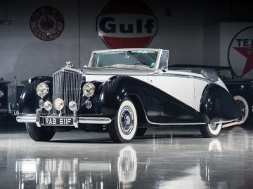 Bentley Mark VI Drophead Coupe by Park Ward, 1952