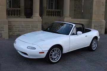 Mazda MX-5 1.6 (Mk I) specs