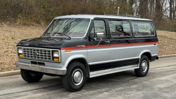 Ford E250 Club Wagon, 1985