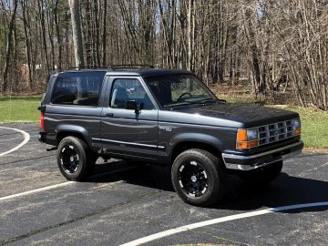 Ford Bronco II XT, 1990