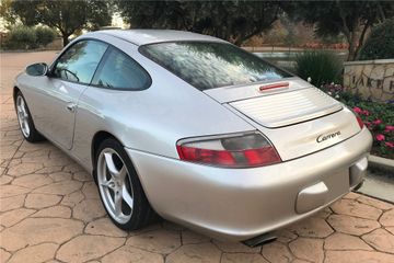 PORSCHE 911 CARRERA, 2004