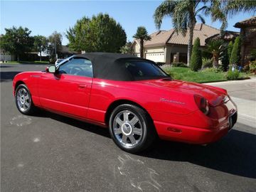 FORD THUNDERBIRD CONVERTIBLE, 2005