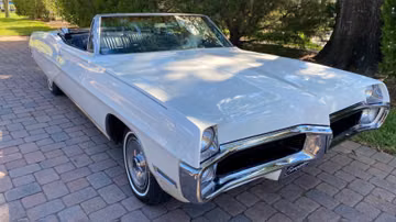 Кабриолет Pontiac Bonneville, 1967 год