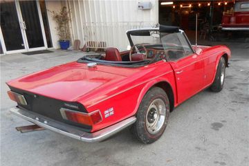 TRIUMPH TR-6 ROADSTER, 1972