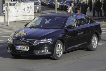 Skoda Superb 2.0 TDI (Mk III 150 PS) specs