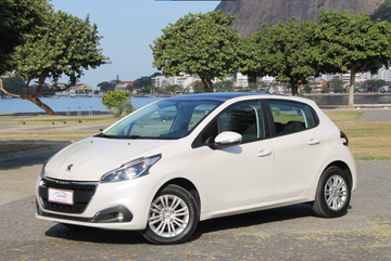 Peugeot 208 VTi 1.2 (Mk I facelift Brazil) specs