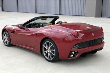 Ferrari California Convertible, 2010