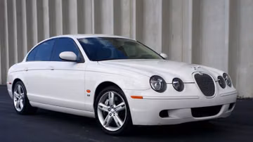 Jaguar S-Type R, 2005