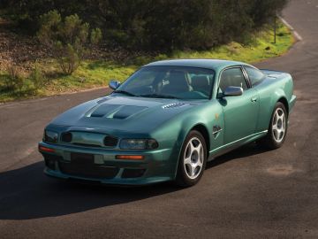 Aston Martin V8 Vantage Le Mans, 2000