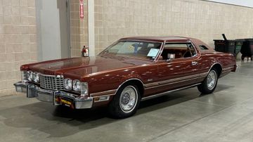 Ford Thunderbird, 1975