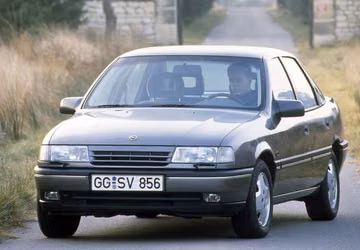 Opel Vectra 1.6i (A) specs