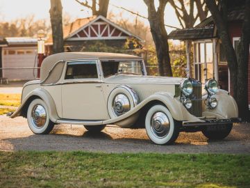 Rolls-Royce Phantom II Continental Close-Coupled Saloon by Barker, 1934