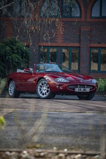 Jaguar XKR, 1999