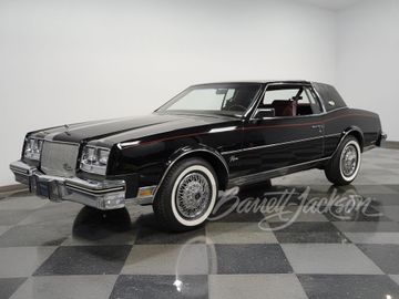BUICK RIVIERA, 1985