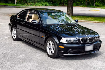 230 - BMW 325i Sedan, 2002