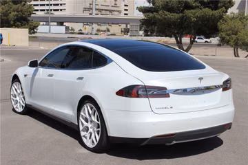 TESLA MODEL S, 2013