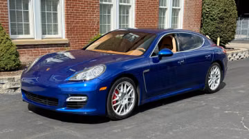 Porsche Panamera Turbo Sedan, 2010