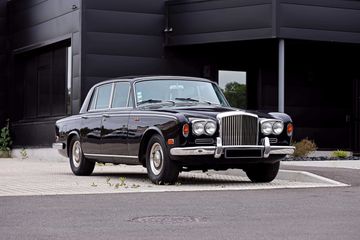 Bentley V8 Saloon, 1971