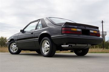 FORD MUSTANG GT, 1983