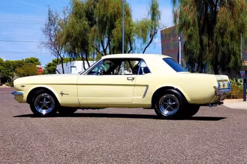 Ford Mustang Custom Coupe, 1965