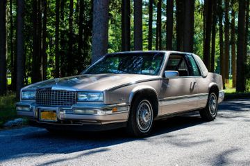 Cadillac Eldorado Sedan, 1988