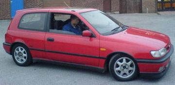 Nissan Sunny GTi specs