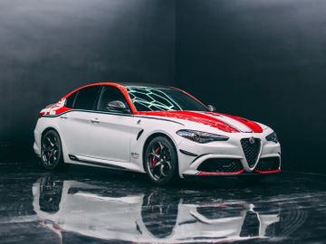Alfa Romeo Giulia Quadrifoglio 'Alfa Romeo Racing Edition', 2020