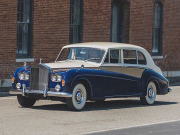 Rolls-Royce Phantom V Limousine de Ville by James Young, 1965