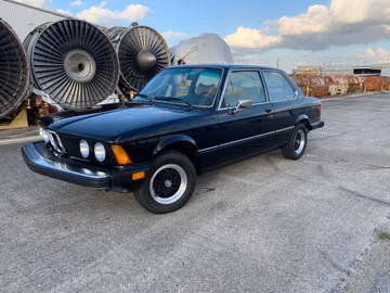 BMW 320i, 1977