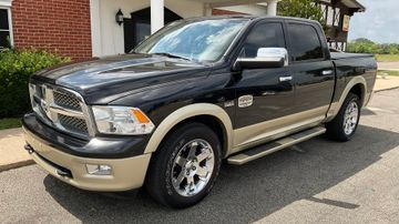 Dodge Ram 1500 Laramie Pickup, 2011
