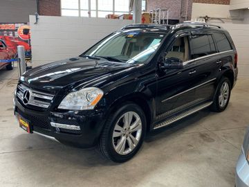 Mercedes-Benz GL450, 2012