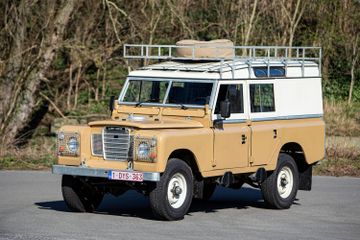 Land Rover Series III 109" 4x4 Station Wagon, 1979