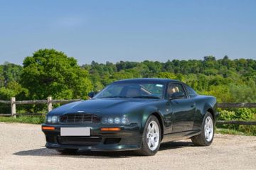 Aston Martin Vantage V550 - 4500 miles from new-Auction Lot, 1997