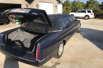 Cadillac De Ville Limousine, 1998