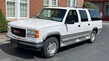 GMC Suburban Regency, 1999