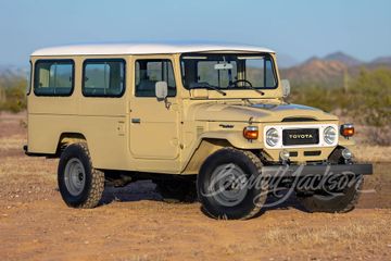 TOYOTA LAND CRUISER FJ45, 1982