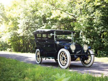 Packard 1-25 Twin Six 7-Passenger Touring, 1916
