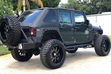 JEEP WRANGLER UNLIMITED CUSTOM SUV, 2016