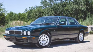 Jaguar XJ, 2001