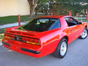 PONTIAC FIREBIRD FORMULA 2 DOOR COUPE, 1989