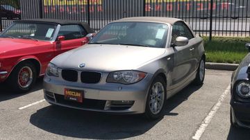 BMW 128ci Convertible, 2010