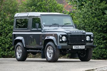 Land Rover Defender 90 Landmark TDCi - Eight Miles, 2015