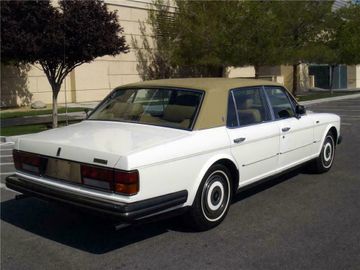 ROLLS-ROYCE SILVER SPUR 4 DOOR SEDAN, 1986