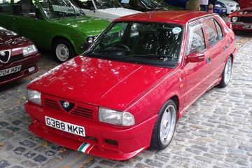 Alfa Romeo 33 1.7 Cloverleaf Veloce specs