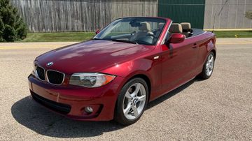 BMW 128i Convertible, 2013
