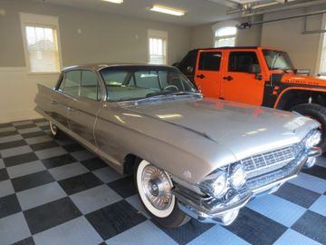 Cadillac Deville Town Sedan Short Deck, 1961