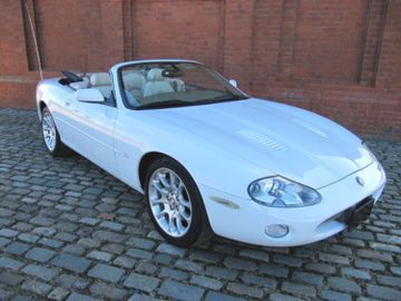 Jaguar XKR Convertible Left-hand Drive-Auction Lot, 1999