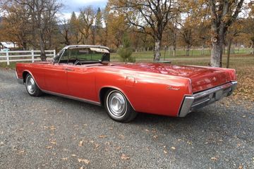 Lincoln Continental Convertible, 1966